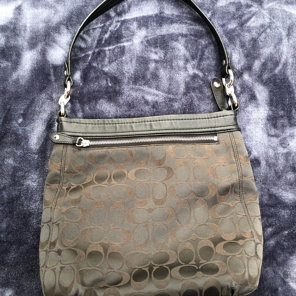 Black Coach Medium Shoulder Bag - Picture 5 of 9